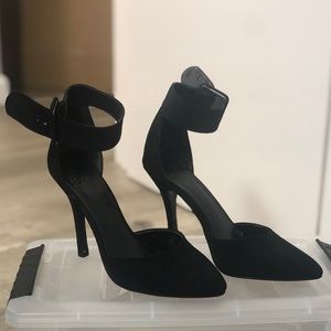 Pointy Toe Heels